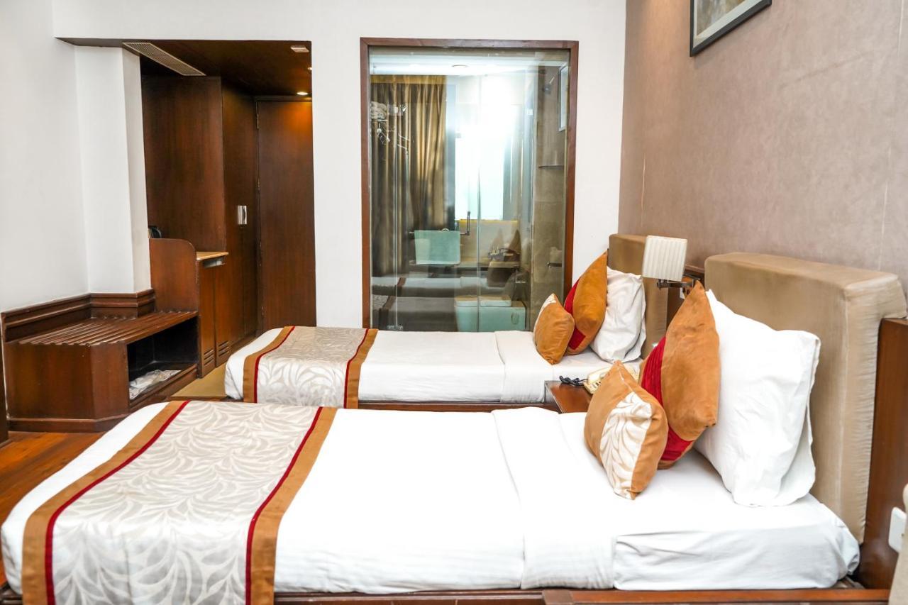 Hotel Gwalior Regency Kültér fotó