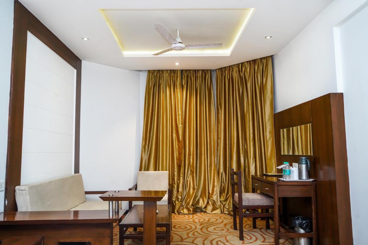 Hotel Gwalior Regency Kültér fotó