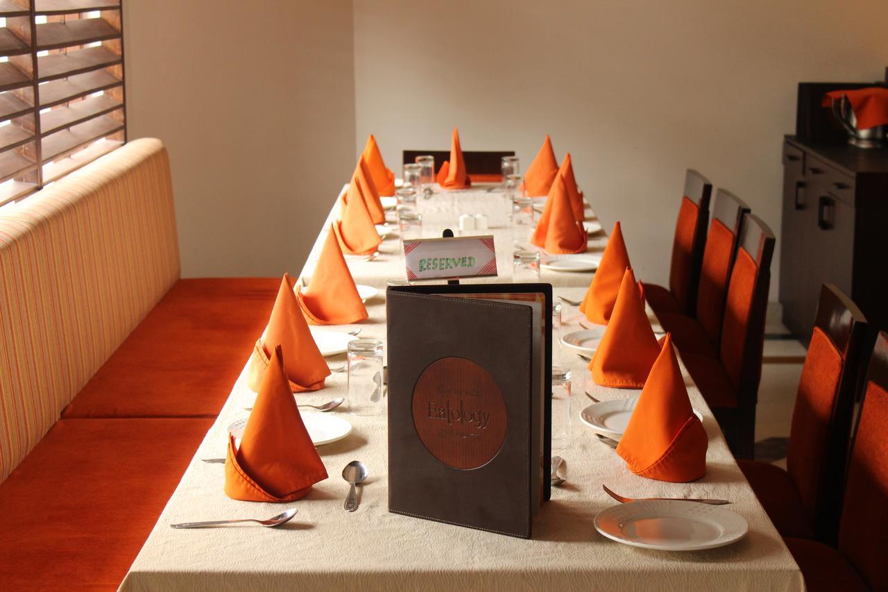 Hotel Gwalior Regency Kültér fotó